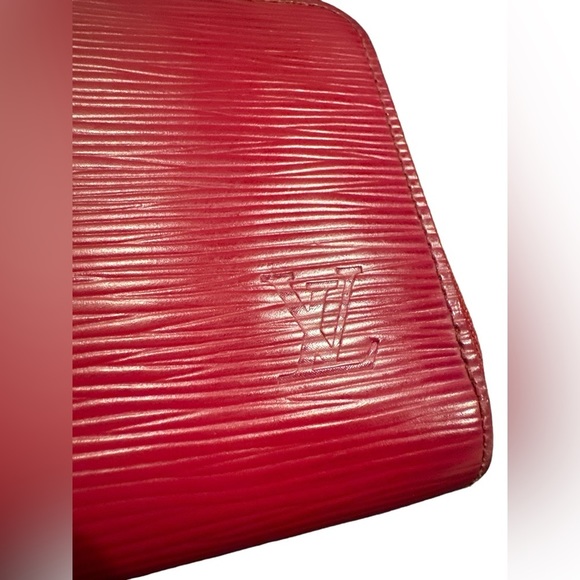 Louis Vuitton Epi Zippy Long Wallet - Picture 12 of 13